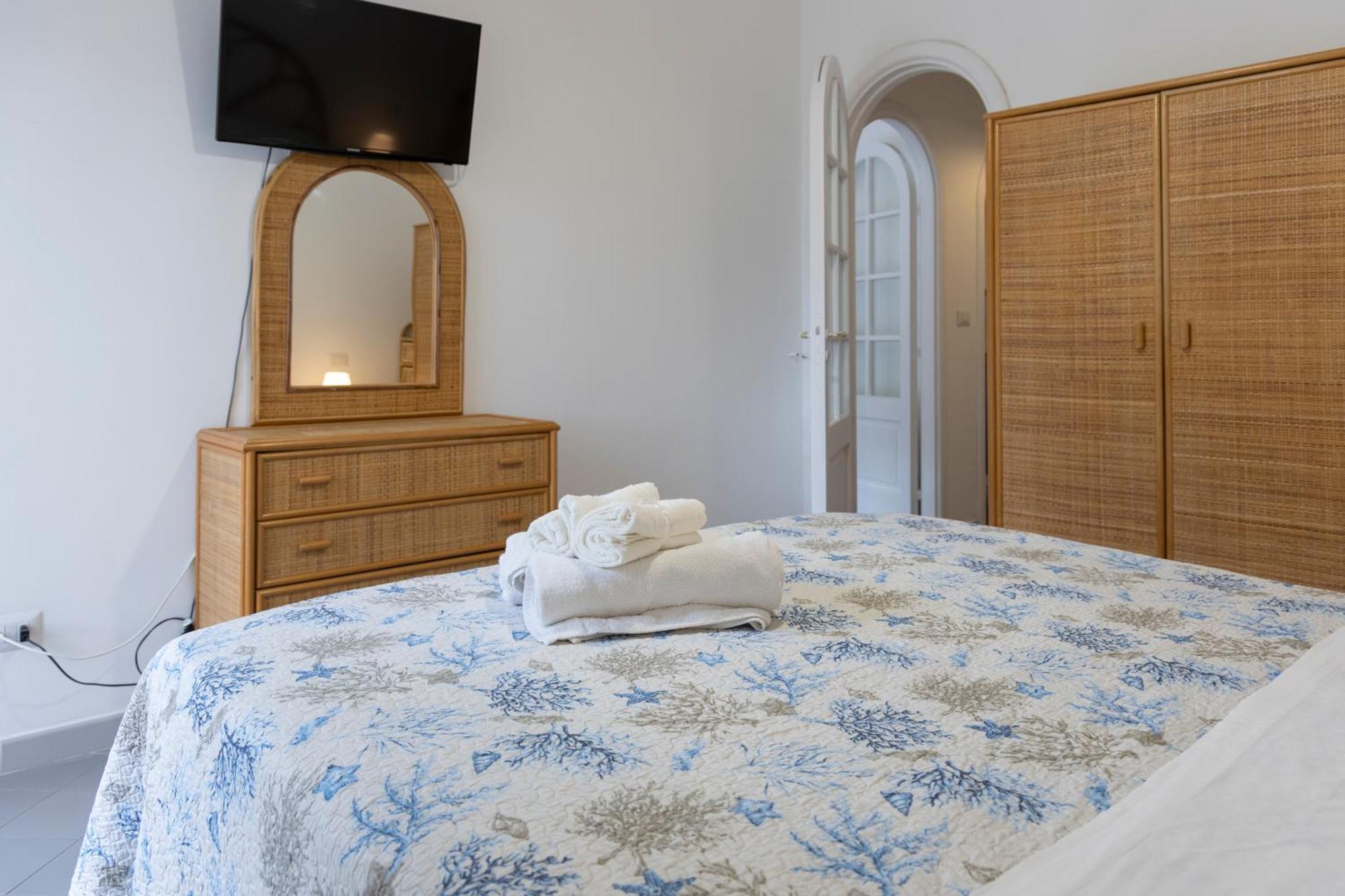 Casa Flavia Positano Center - 5 Minutes To Beach And 4 Air Conditioning Zewnętrze zdjęcie